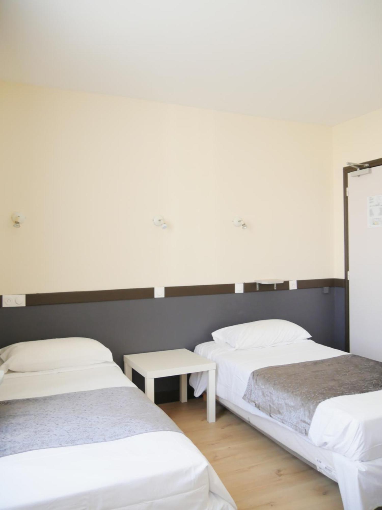 Hotel Des Bains A 10 Min De Paris เมซง-อัลฟอร์ ภายนอก รูปภาพ