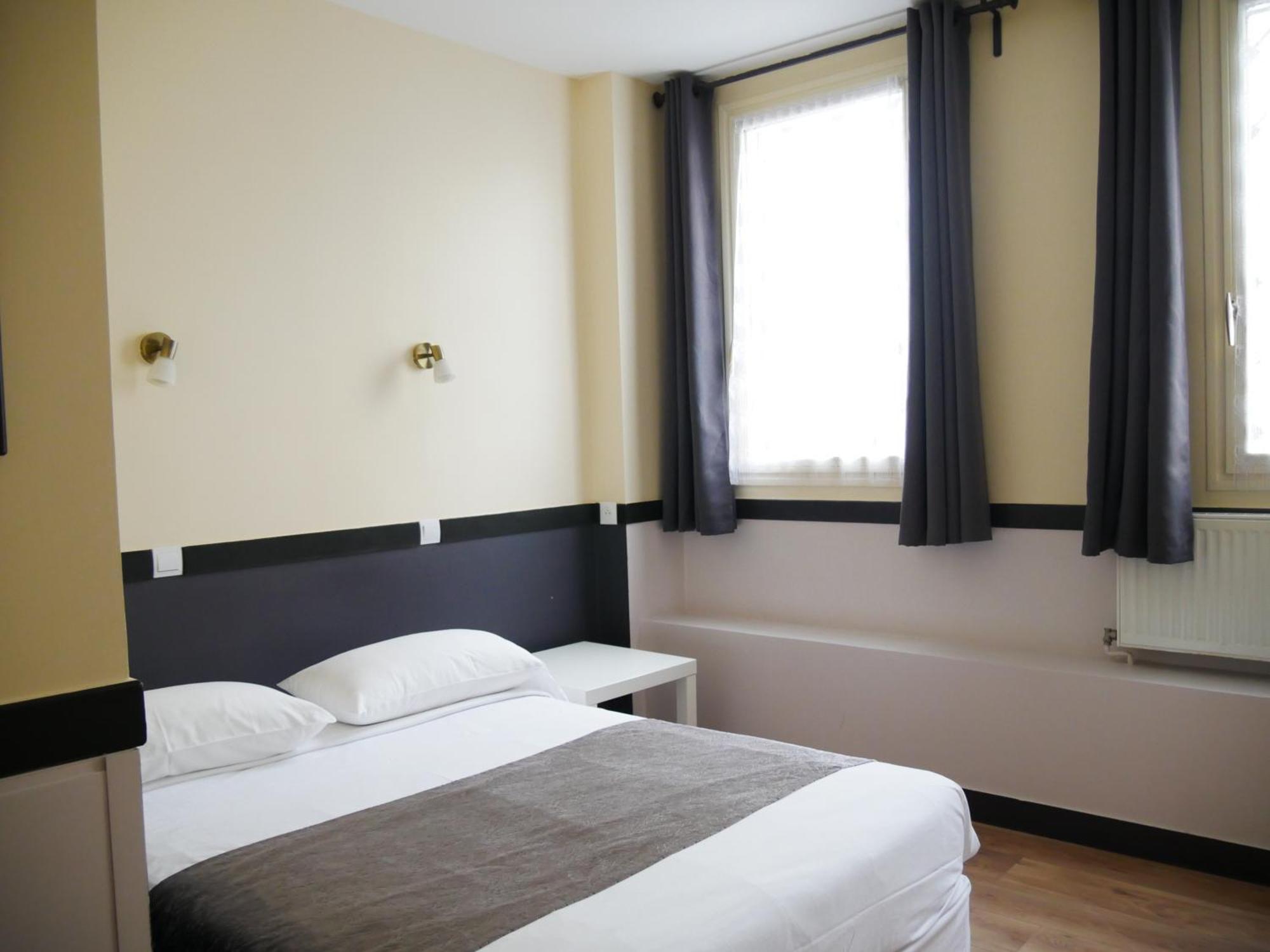 Hotel Des Bains A 10 Min De Paris เมซง-อัลฟอร์ ภายนอก รูปภาพ