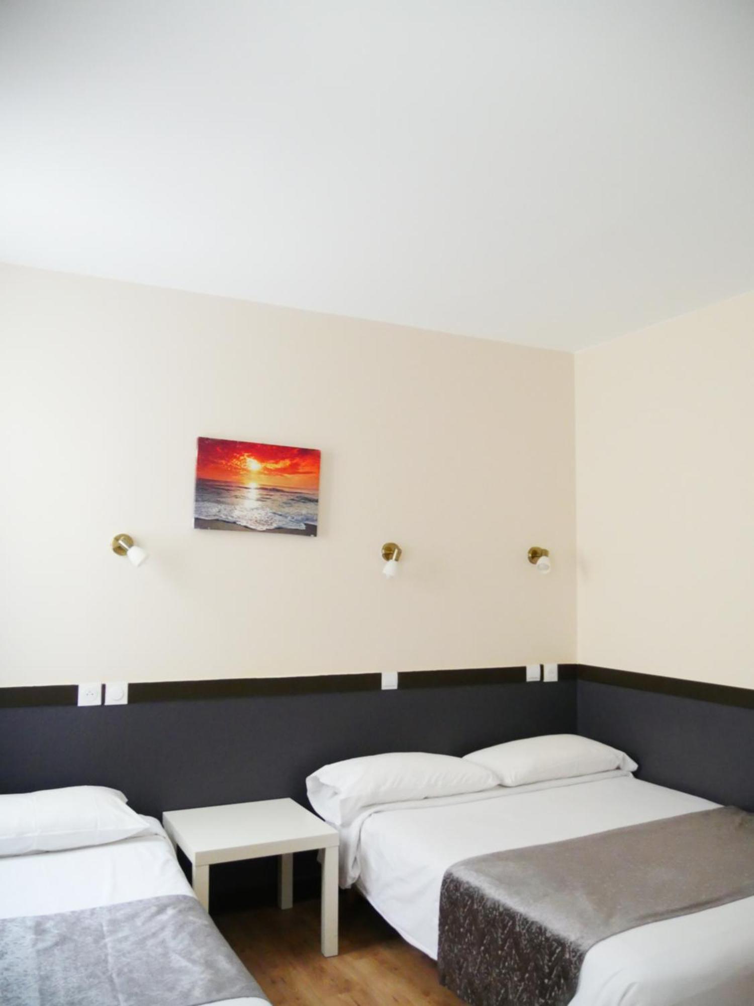 Hotel Des Bains A 10 Min De Paris เมซง-อัลฟอร์ ภายนอก รูปภาพ